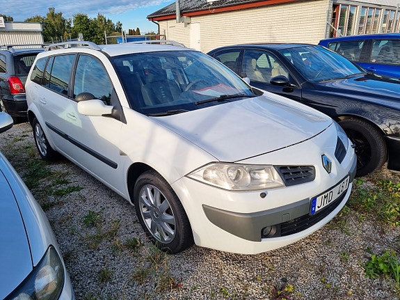 Renault Megane 2 of 21
