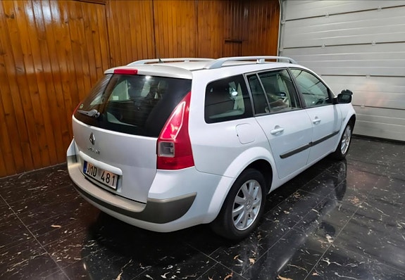 Renault Megane II 4 of 5