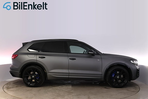 Volkswagen Touareg 2 of 30