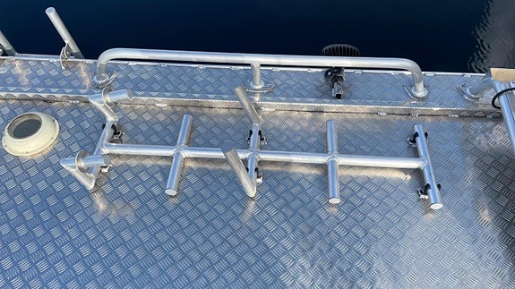 MS BOATS 12, 2 X 300 HK -24 200h 10 of 30