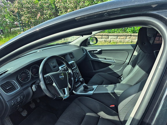 Volvo S60 4 of 4
