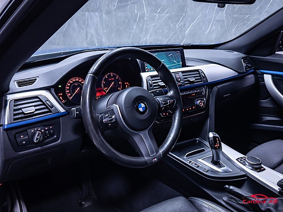 BMW 320 12 of 30