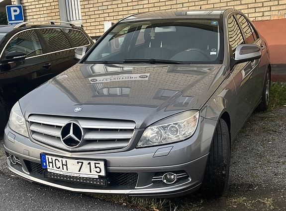 Mercedes-Benz C180