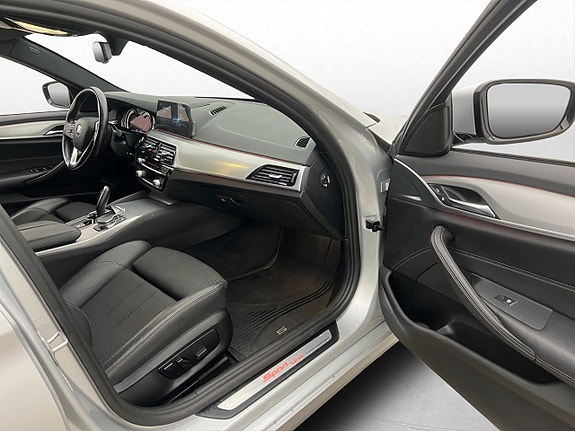 BMW 520d 13 of 30