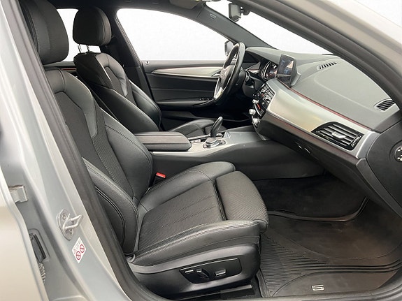 BMW 520d 12 of 30
