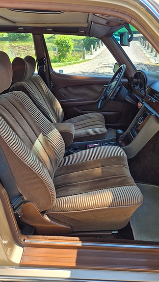 Mercedes-Benz 280 SE 20 of 20