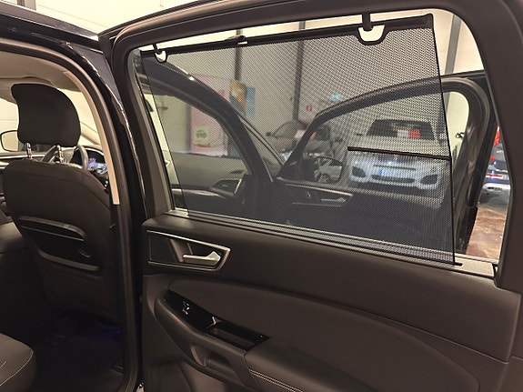 Ford S-MAX 29 of 30