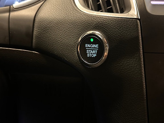 Ford S-MAX 11 of 30