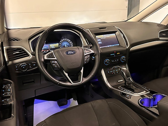Ford S-MAX 20 of 30