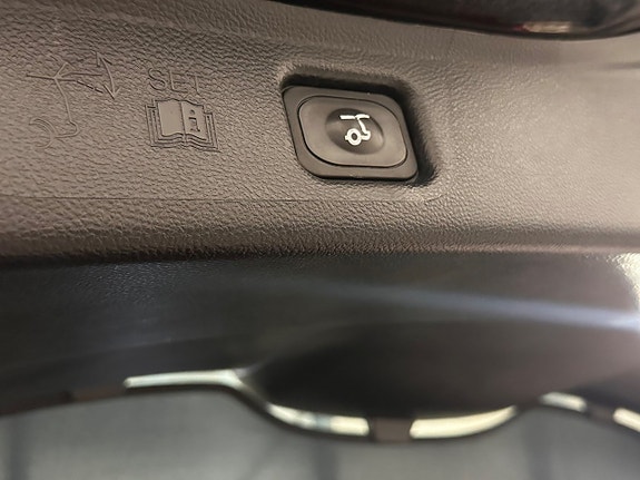 Ford S-MAX 27 of 30