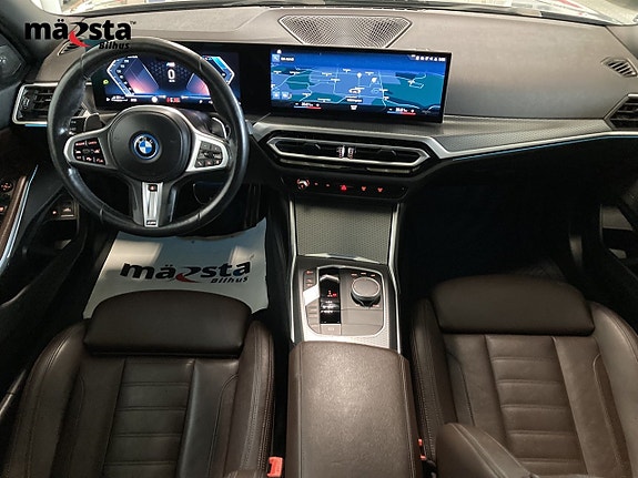 BMW 330e 13 of 19