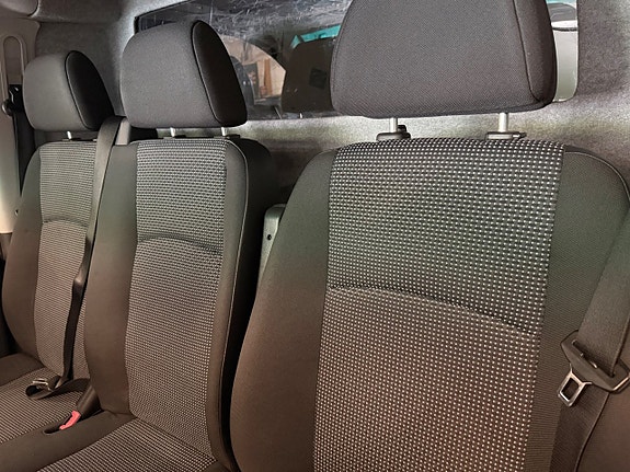 Mercedes-Benz Vito 122 9 of 24