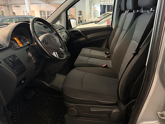 Mercedes-Benz Vito 122 7 of 24