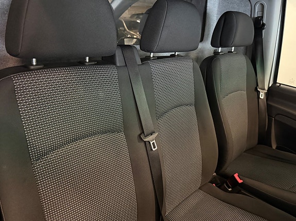 Mercedes-Benz Vito 122 19 of 24