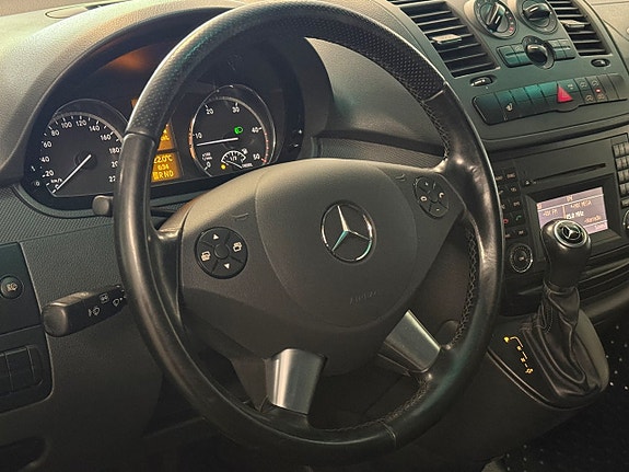 Mercedes-Benz Vito 122 11 of 24