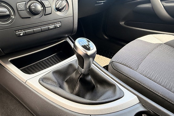 BMW 116i 20 of 21