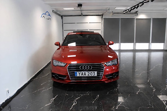 Audi A7 4 of 5