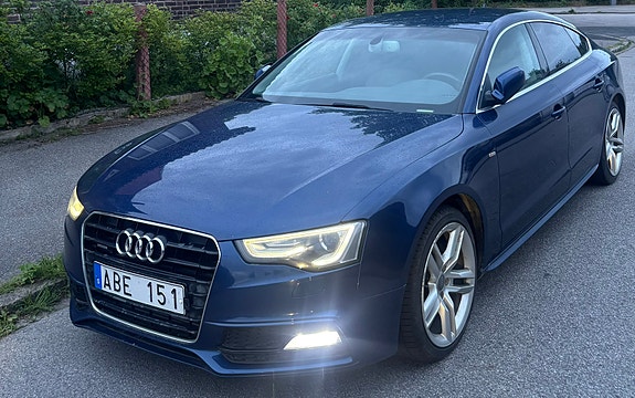 Audi A5 2 of 5