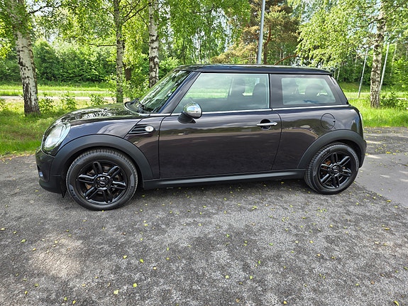 MINI Cooper 3 of 5