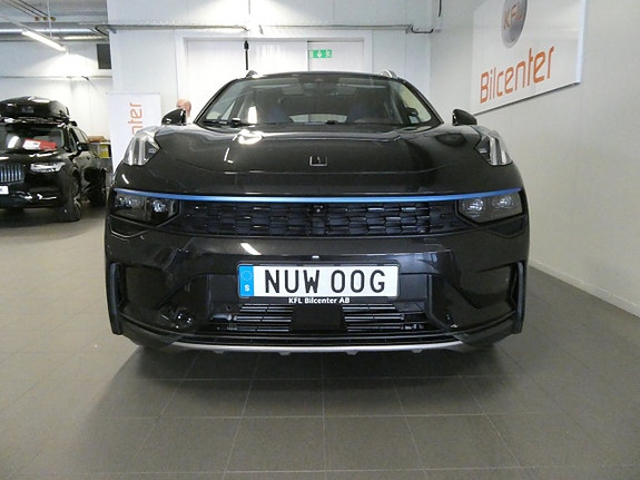 Lynk & Co 01 10 of 27