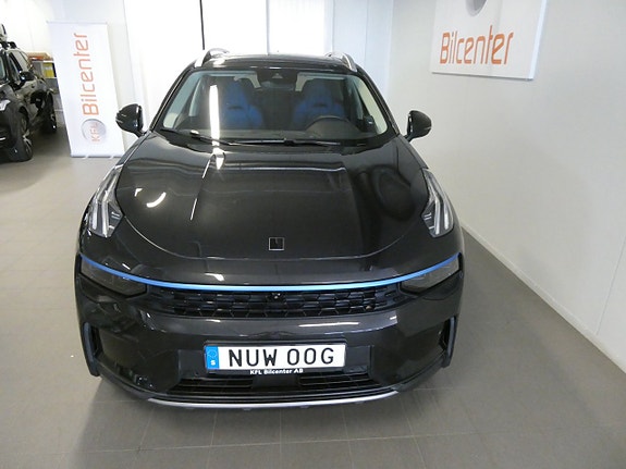 Lynk & Co 01 11 of 27