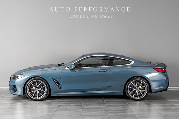 BMW M850i 3 of 5