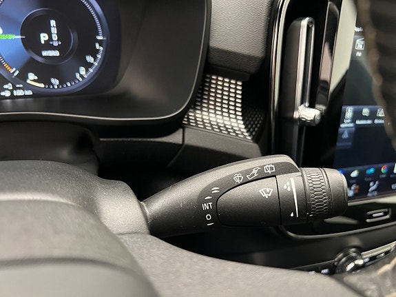 Volvo XC40 27 of 30