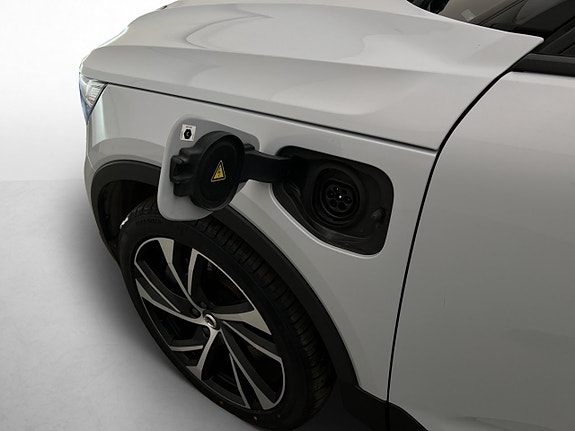 Volvo XC40 28 of 30