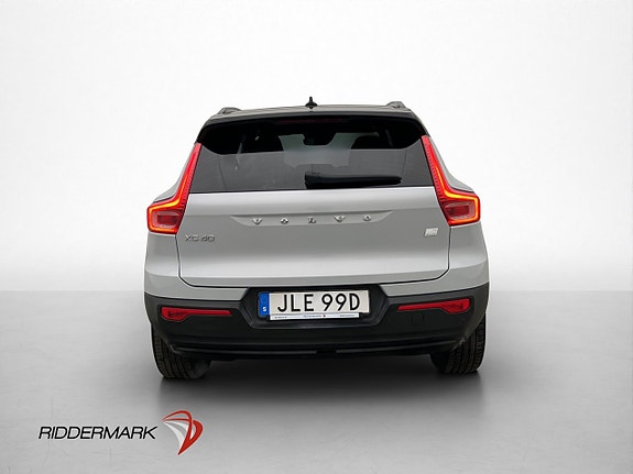 Volvo XC40 6 of 30