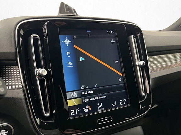 Volvo XC40 15 of 30
