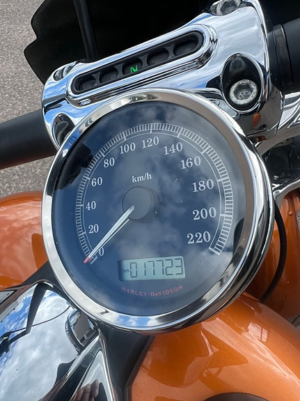 Harley-Davidson Breakout 6 of 7