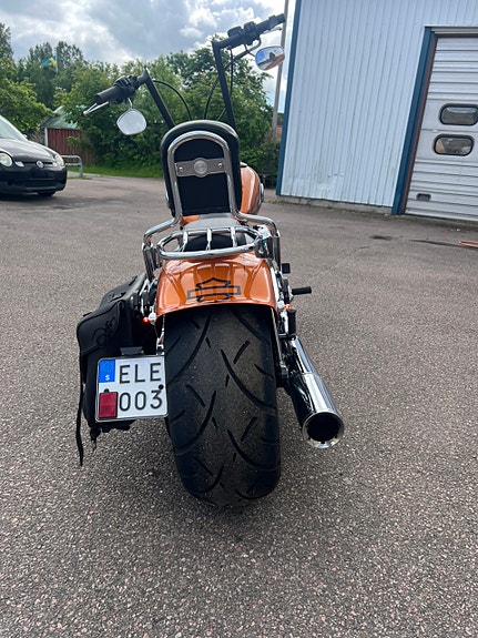 Harley-Davidson Breakout 3 of 5
