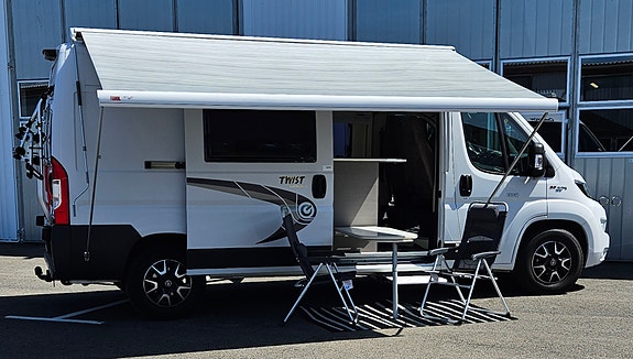 Chausson Van/Plåtis 599 cm 4-5 bäddar 5 of 5