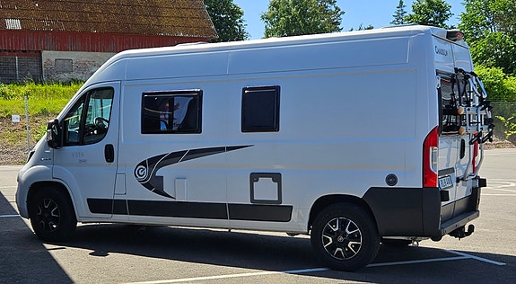 Chausson Van/Plåtis 599 cm 4-5 bäddar 2 of 5