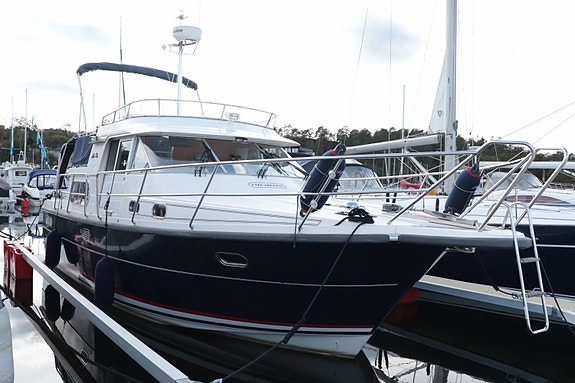 Nimbus Commander Trawler 37 4 of 5