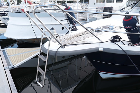 Nimbus Commander Trawler 37 3 of 5