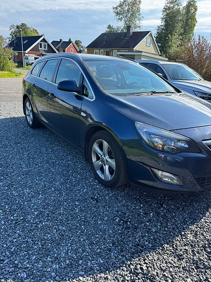 Opel Astra 4 of 5