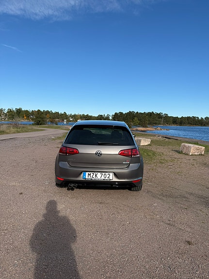 Volkswagen Golf VII 3 of 5