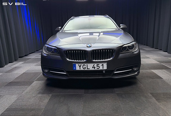 BMW 520d 3 of 5