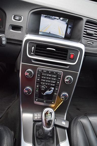 Volvo V60 16 of 27