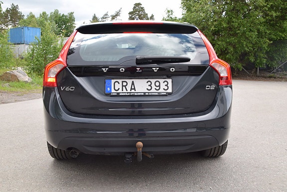 Volvo V60 4 of 5