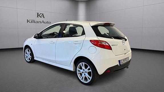 Mazda 2 5 of 5