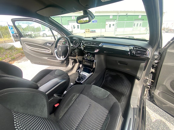 Citroen DS3 13 of 18