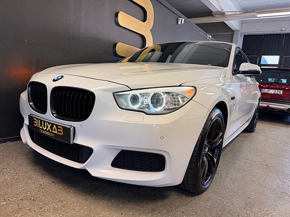 BMW 530d 4 of 5