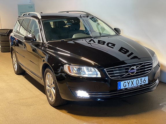 Volvo V70 8 of 14