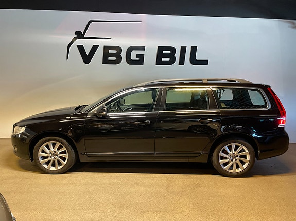 Volvo V70 4 of 5