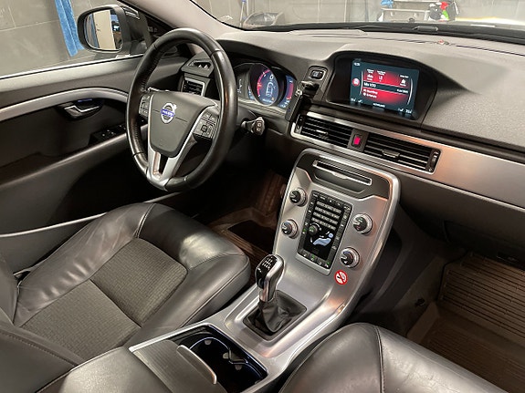 Volvo V70 14 of 14