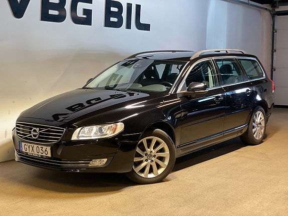 Volvo V70 2 of 5