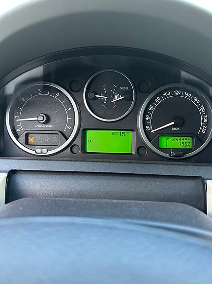 Land Rover Range Rover Sport 10 of 10