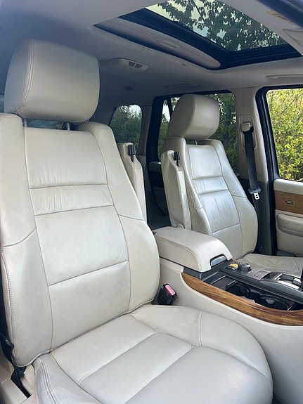 Land Rover Range Rover Sport 9 of 10